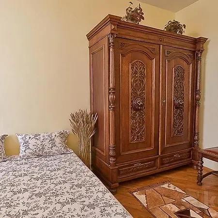 Victory Square Apartment